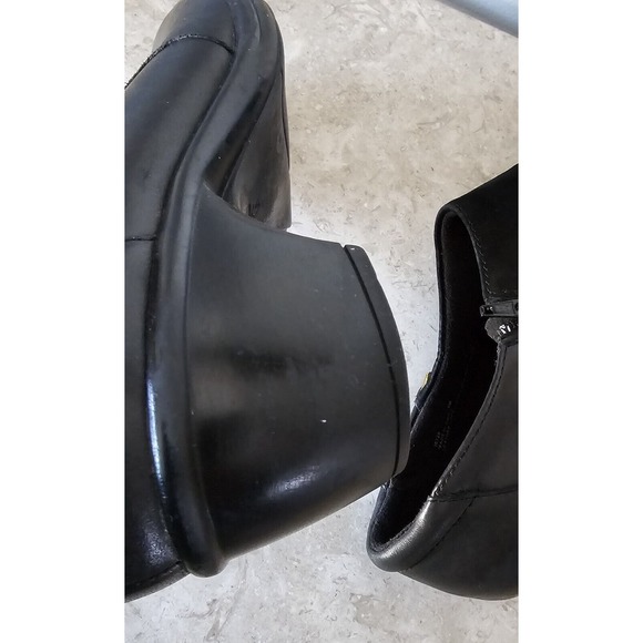 Clarks Bendables Womens 9 M Black Leather Slip On Comfort Ankle Boots Booties - Picture 8 of 12